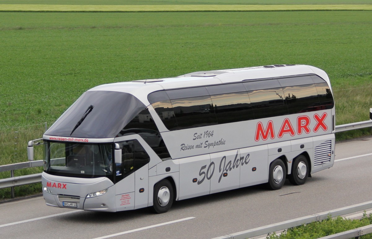 Neoplan Starliner, Marx Reisen, Oensingen printemps 2014