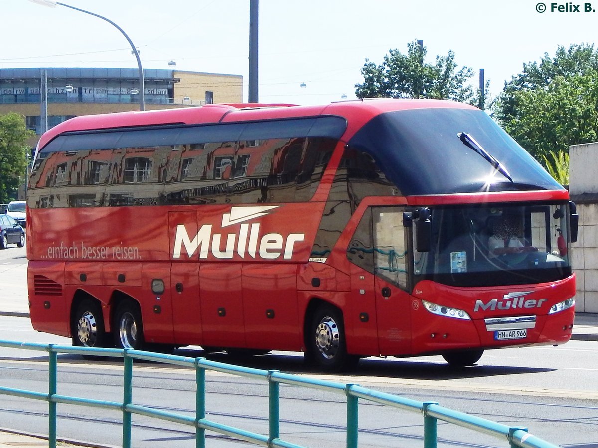 Neoplan Starliner von Müller aus Deutschland in Potsdam am 07.06.2016