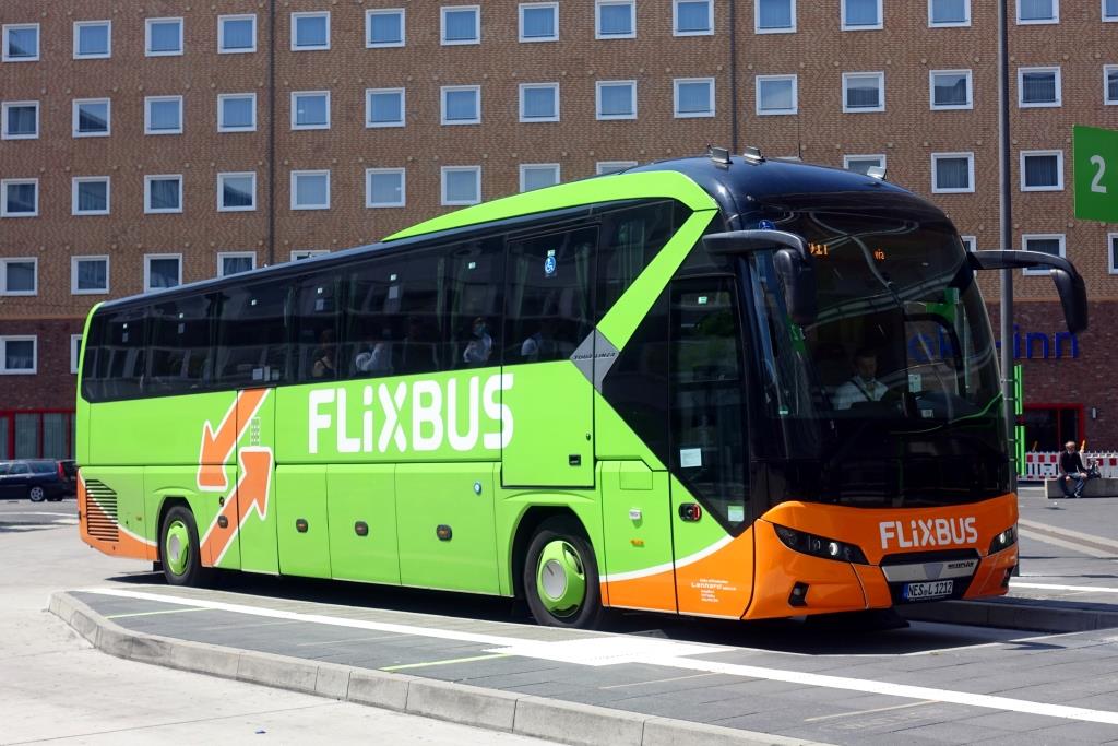 Neoplan Tourliner C  Flixbus - Lenhard , Frankfurt Juli 2020