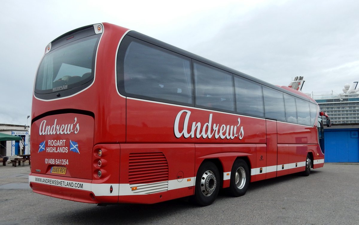 Neoplan Tourliner Reisebus am 30.05.17 in Invergordon