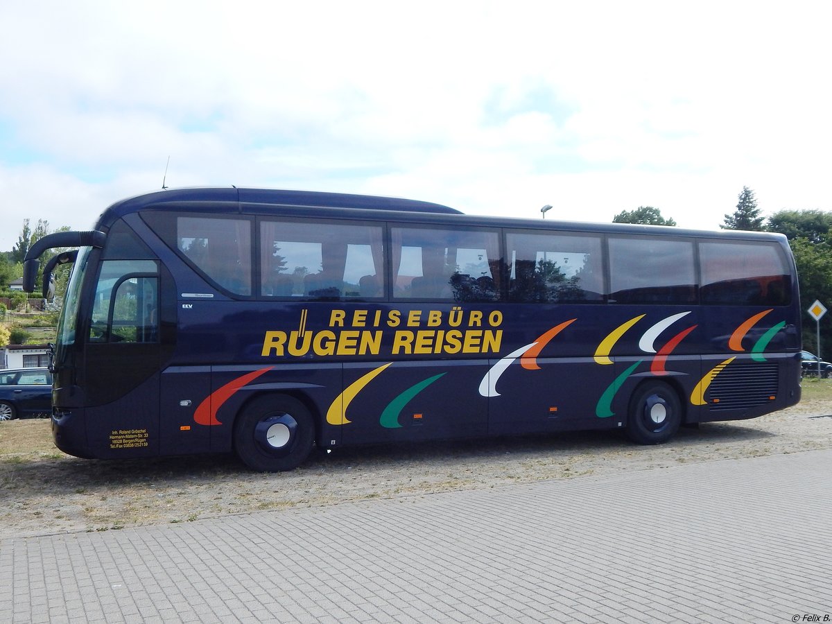 Neoplan Tourliner von Rügen Reisen aus Deutschland in Sassnitz am 14.07.2018