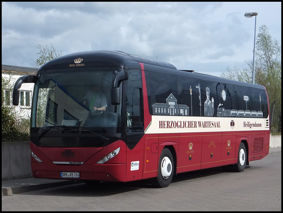 Neoplan Trendliner von Regionalbus Rostock in Rostock am 13.04.2014
