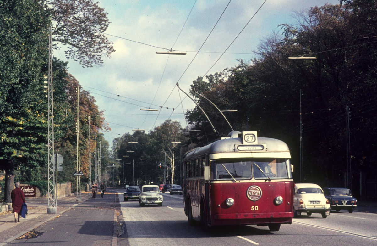 NESA Trolleybus 50 (Sonderfahrt) Charlottenlund, Strandvejen / Esperance Allé am 10. Oktober 1971.