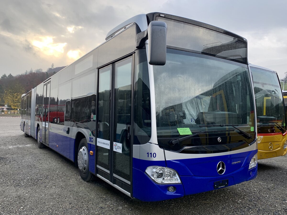 Neuer MB C2 G Nr. 110 für die VZO am 13.11.21 bei Evobus in Winterthur.