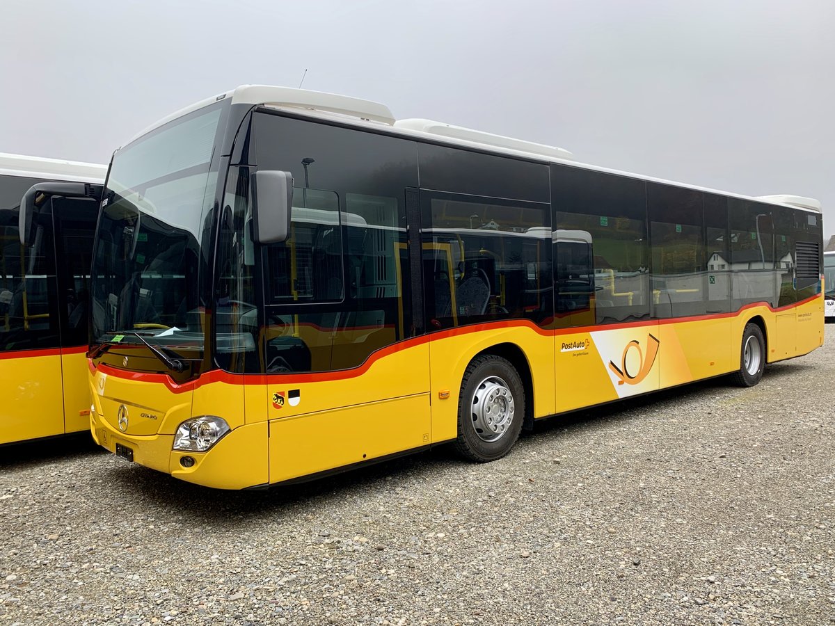 Neuer MB C2 hybrid '11558' für PU Wielandbus AG, Murten am 11.11.20 bei Evobus in Winterthur.