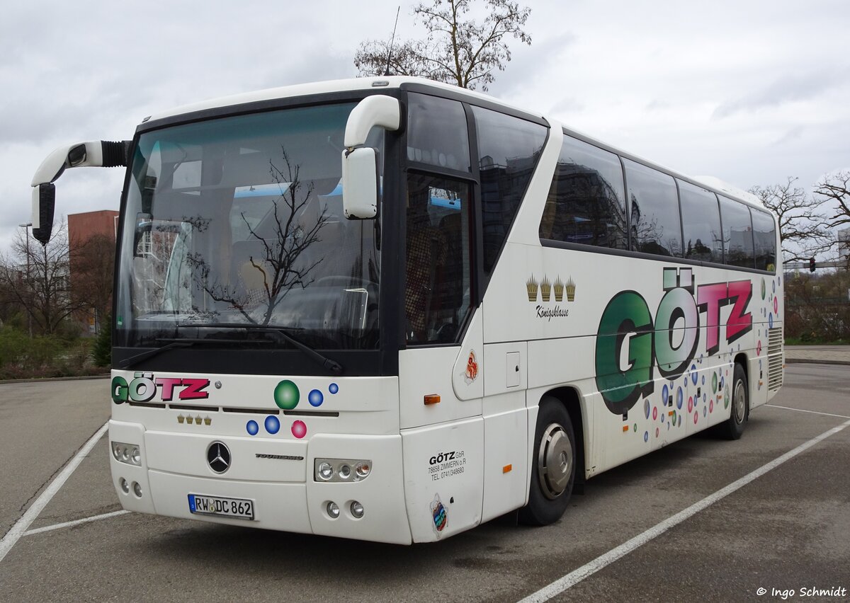 Omnibusbetrieb Götz aus Zimmern ob Rottweil | RW-DC 862 | Mercedes-Benz Tourismo RHD | 07.04.2016 in Sindelfingen