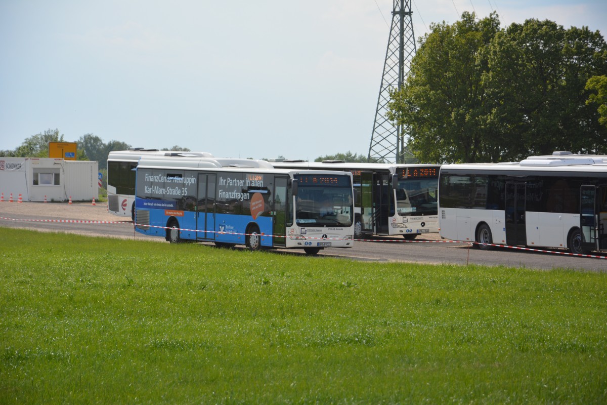 OPR-PV 121 der ORP wartet auf seine Abfahrt vom P1 zum ILA Gelände. Aufgenommen am 20.05.2014.