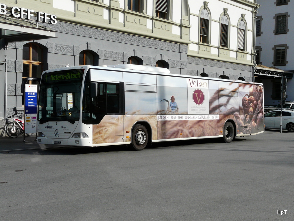 Ortsbus Brig / Postauto - Mercedes Citaro  VS  241961 bei den Bushaltestellen vor dem Bahnhof in Brig am 25.10.2013