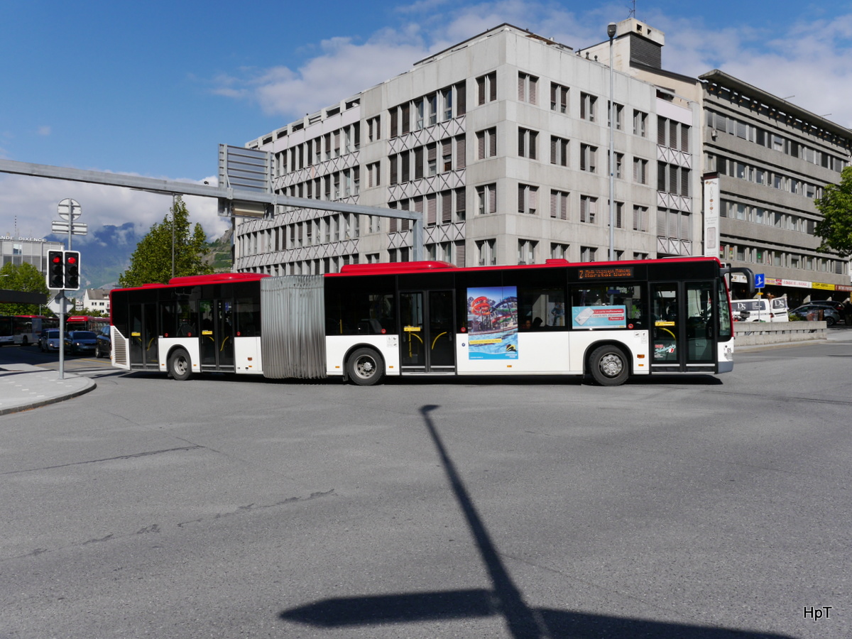 Ortsbus Sion / Postauto - Mercedes Citaro  Nr.65  VS 186400 unterwegs in der Stadt Sion am 09.05.2017