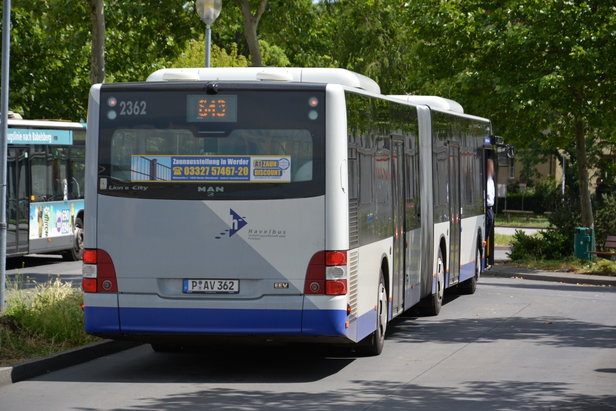 P-AV 362 aus Werder Havel am Hauptbahnhof in Potsdam. Aufgenommen am 12.06.2014.