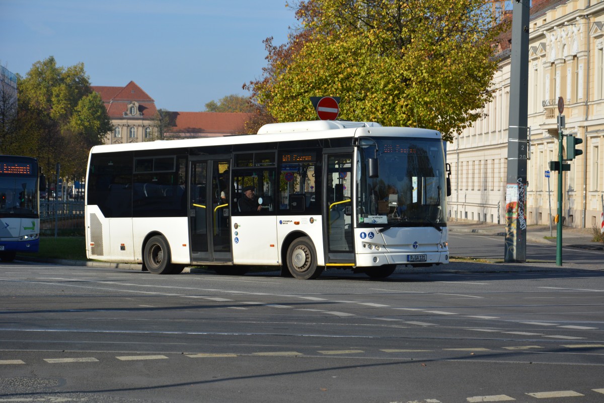 P-GA 121 (Temsa MD 9 LE) unterwegs am 27.10.2014 auf der Linie 614. Nächster Halt ist Potsdam Platz der Einheit.
