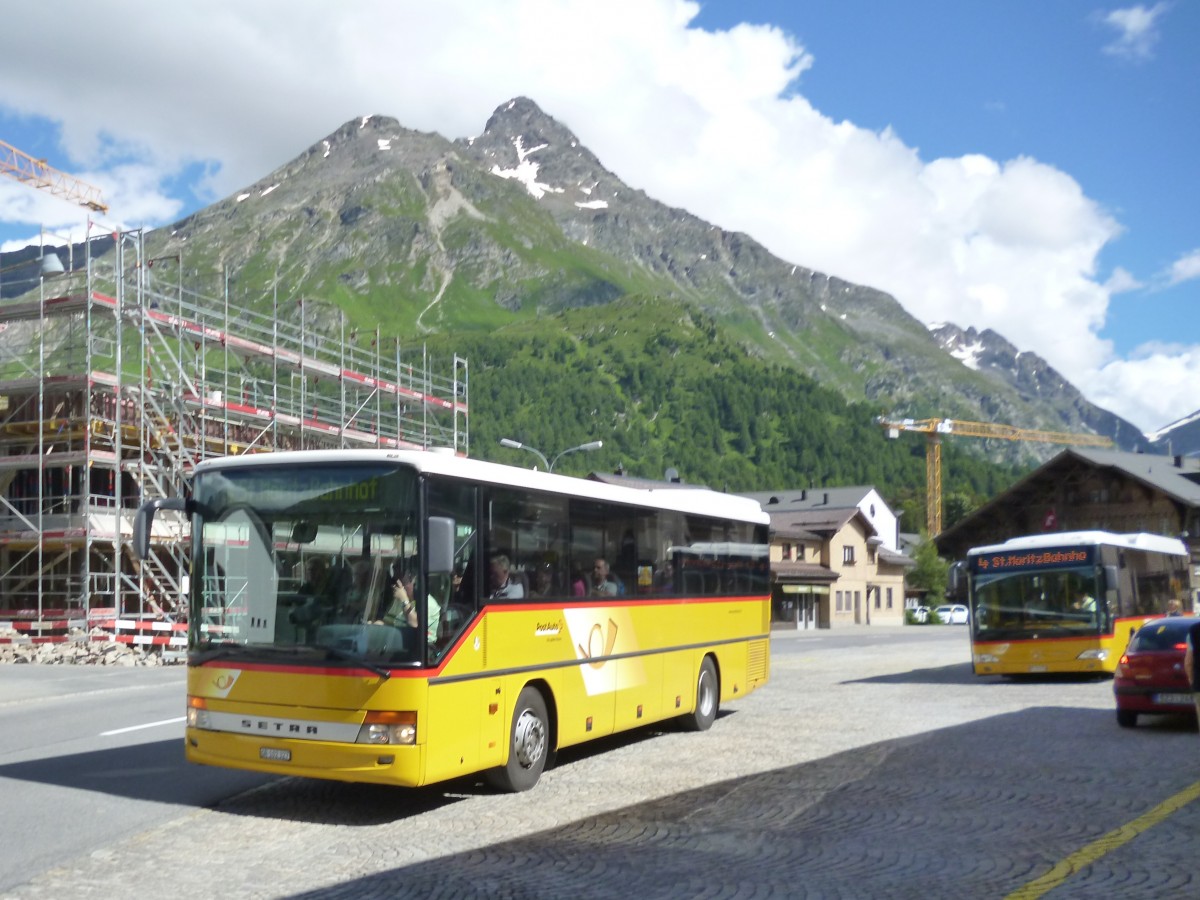 PostAuto Graubünden, 7000 Chur: Setra S 313 UL (2004) GR 102'327, am 31. Juli 2014 bei 7516 Maloja Posta (GR) 