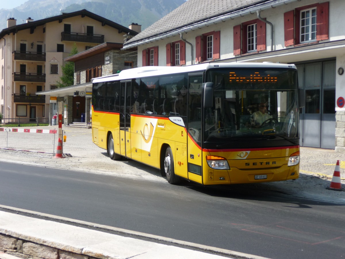 PostAuto Graubünden, 7000 Chur: Setra S 415 H GR 168'603, am 22. Juli 2015 bei 7516 Maloja Posta (GR)
