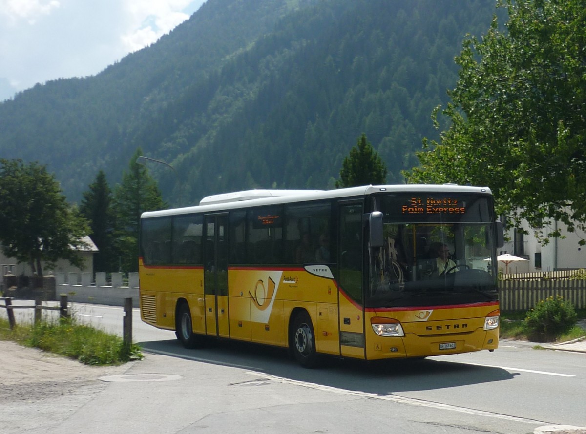 PostAuto Graubünden, 7000 Chur: Setra S 415 H GR 168'601, am 22. Juli 2013 im Einsatz als Palm Express Lugano - St. Moritz, bei 7602 Casaccia (GR)
