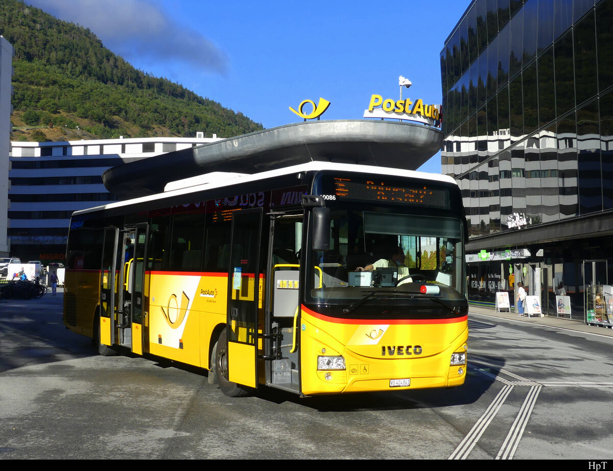 Postauto - Iveco Irisbus Crossway VS 424841 unterwegs in Visp am 21.09.2021