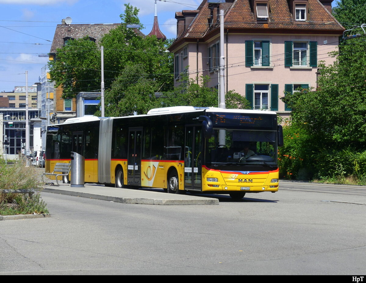 Postauto - MAN Lion`s City  AG  17140 in Zürich Wiedikon am 26.06.2022