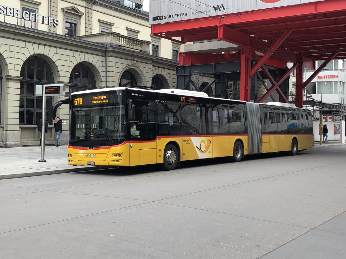 Postauto/PU Motrag Nr. 360 (MAN A23 Lion's City G) am 29.4.2019 in Winterthur, Hauptbahnhof. 