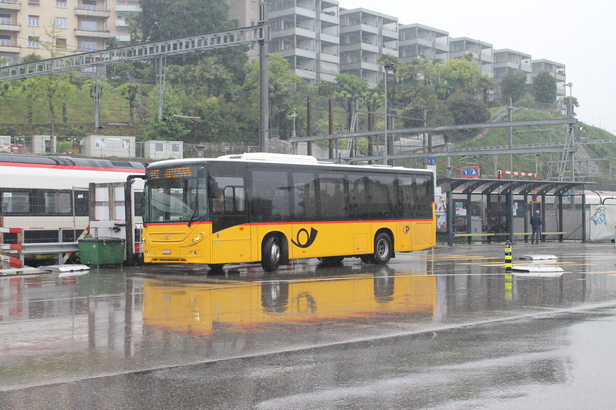Postauto/Regie Lugano TI 326 902/PAG-ID: 11046 (Volvo 8900LE) am 13.4.2026 beim Bhf. Lugano