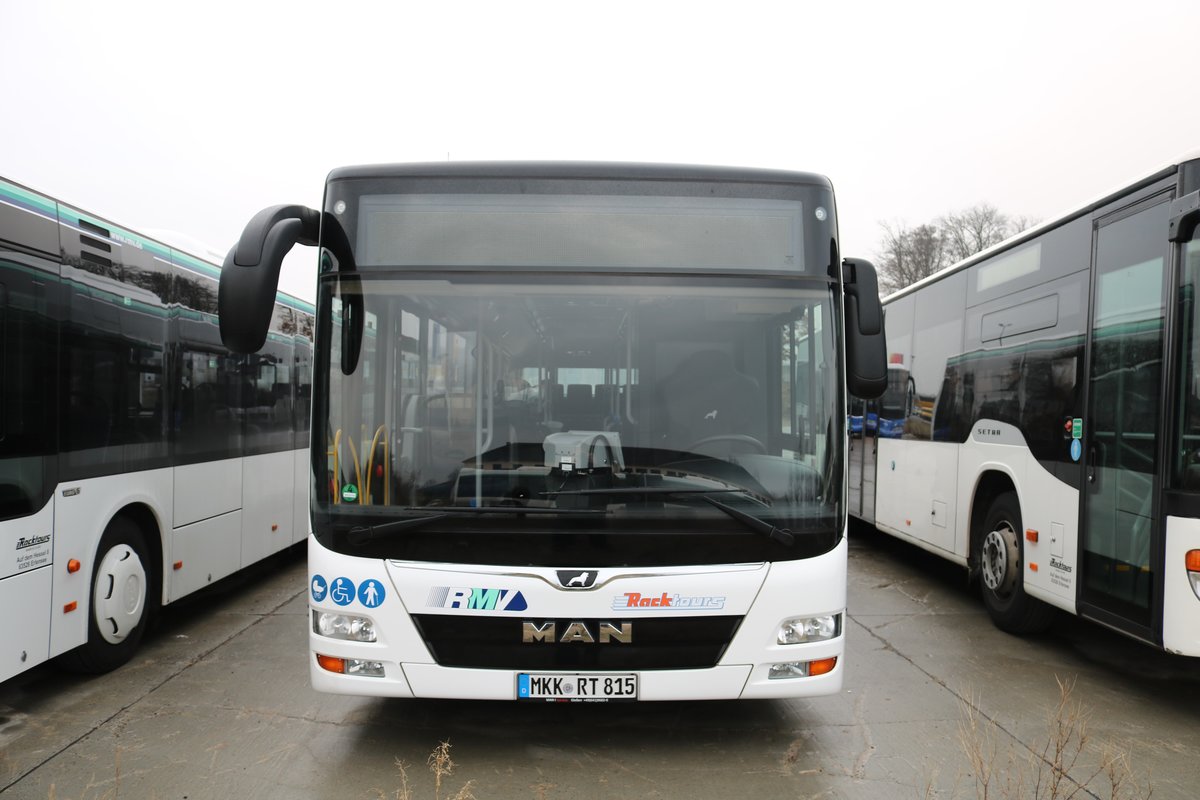 RackTours MAN Lions City am 31.12.18 in Erlensee auf dem ehemaligen Fliegerhorst der US Army. Dort stehen viel Busse von RackTours und BRHVias Bus. Ich durfte durch Nachfrage eines Mitarbeiters Fotos machen 