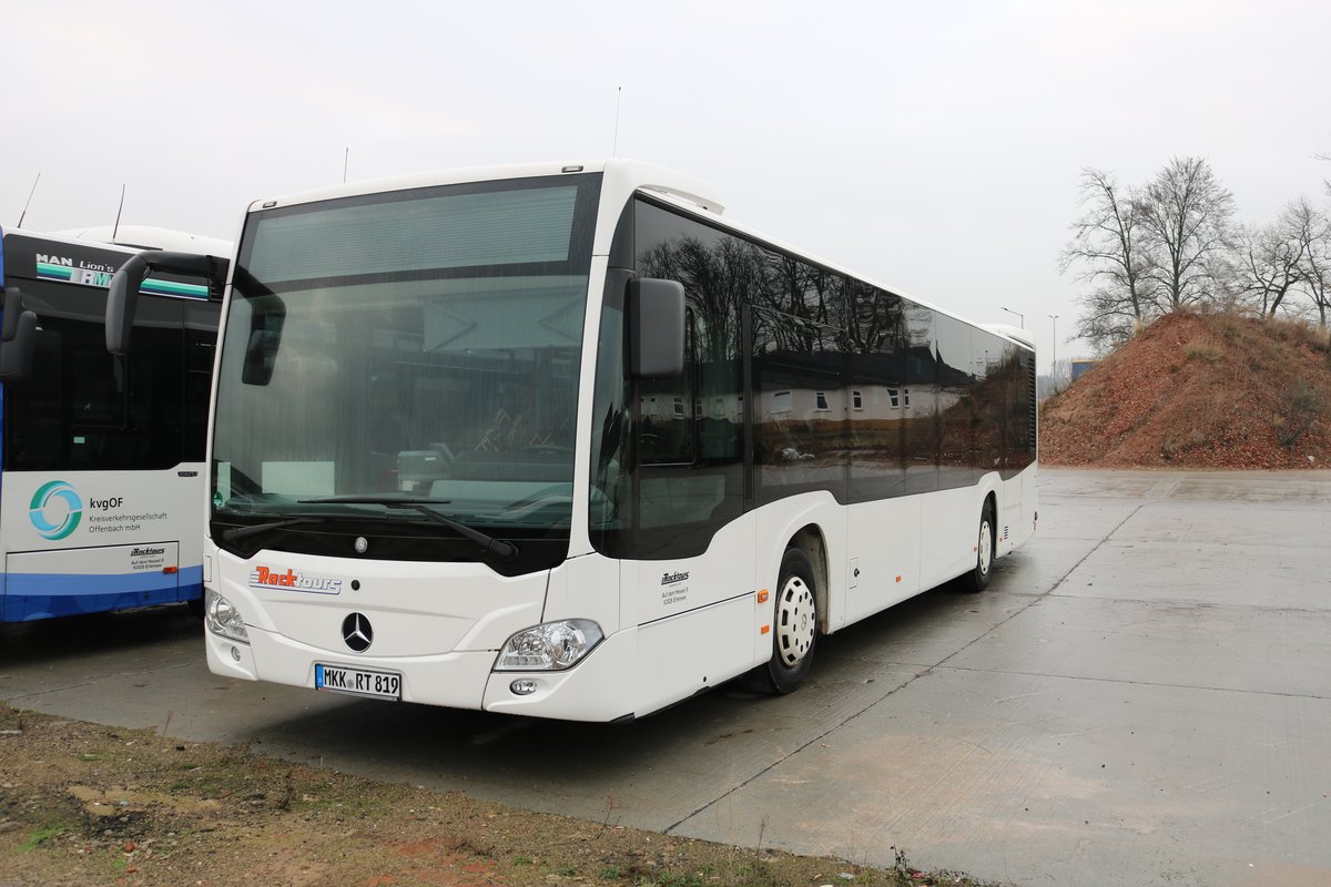 RackTours Mercedes Benz Citaro 2 am 31.12.18 in Erlensee auf dem ehemaligen Fliegerhorst der US Army. Dort stehen viel Busse von RackTours und BRHVias Bus. Ich durfte durch Nachfrage eines Mitarbeiters Fotos machen