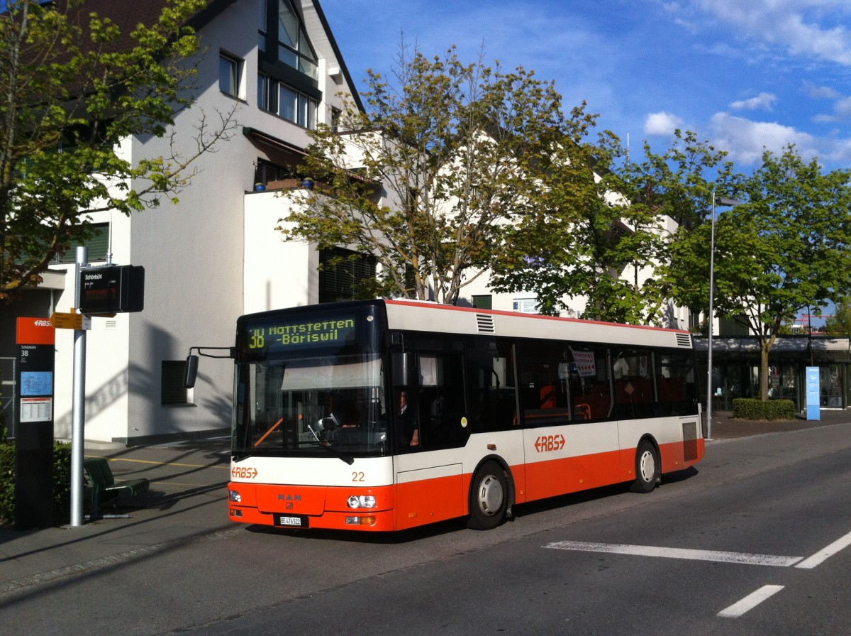 RBS, Worblaufen Nr. 22/BE 476'522 MAN am 20. April 2014 beim Bahnhof Schönbühl.