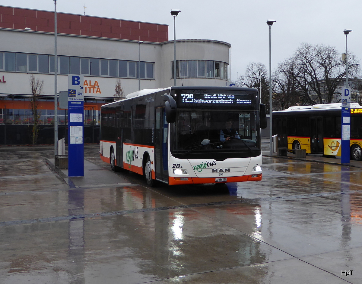 Regio Bus - MAN Lion`s City  Nr.28  SG  356028 in Will vor dem Bahnhof am 29.11.2015