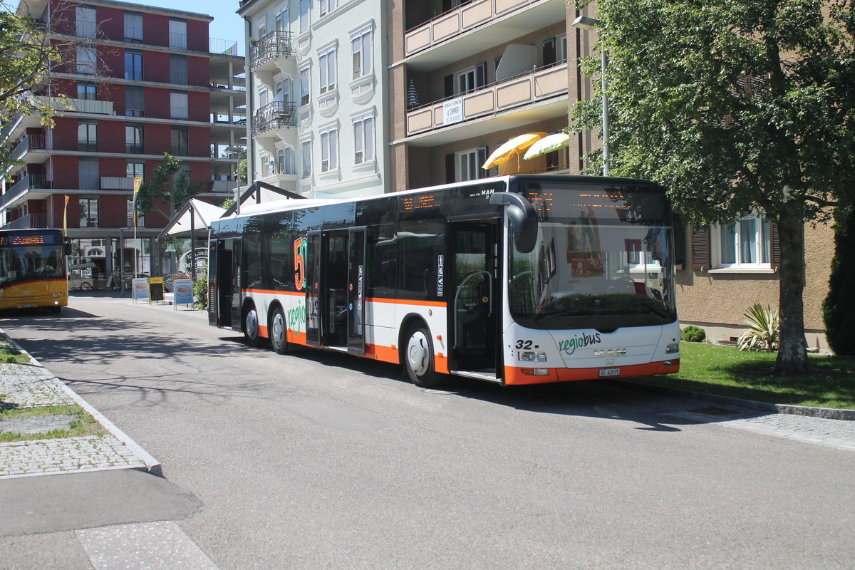 Regiobus Nr. 32 (MAN A26 Lion's City L) am 29.6.2019 beim Bhf. Gossau