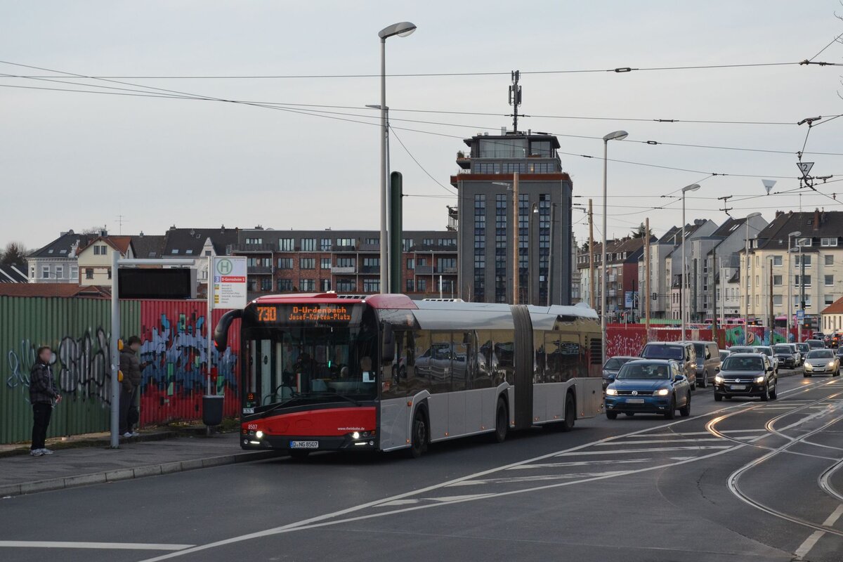 Rheinbahn KOM 8507
D-NG 8507
Linie 730, Joseph-Kürten-Platz
Düsseldorf, Gerresheim S-Bahn
18.02.2026