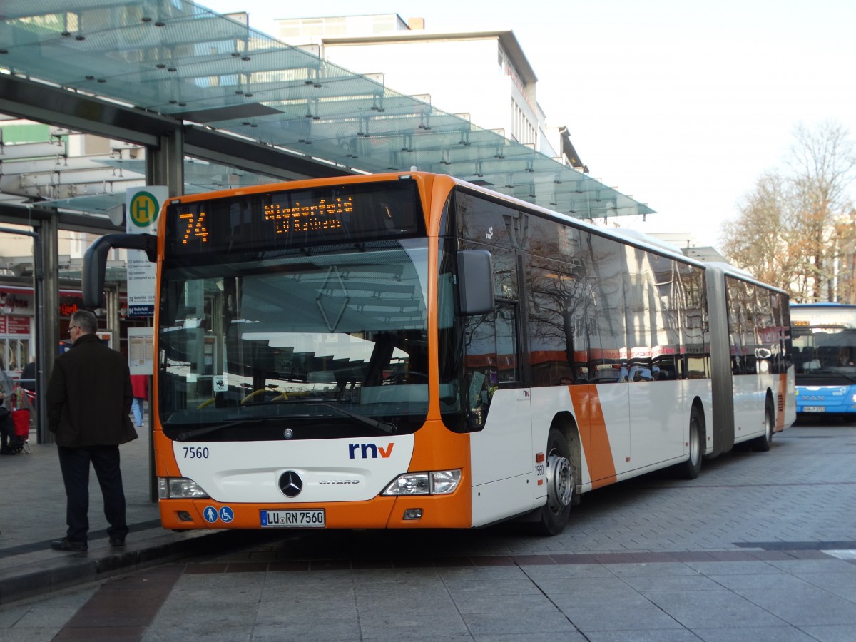 RNV Mercedes Benz Citaro C1 Facelift G 7560 am 19.12.15 in Ludwigshafen Berliner Platz