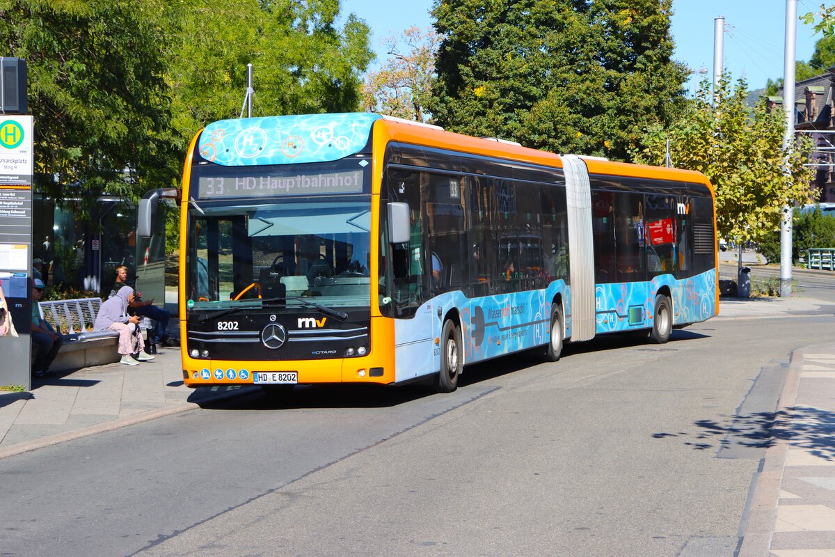 RNV Mercedes Benz eCitaro Wagen 8202 mit Wasserstoffzellen am 27.09.26 in Heidelberg