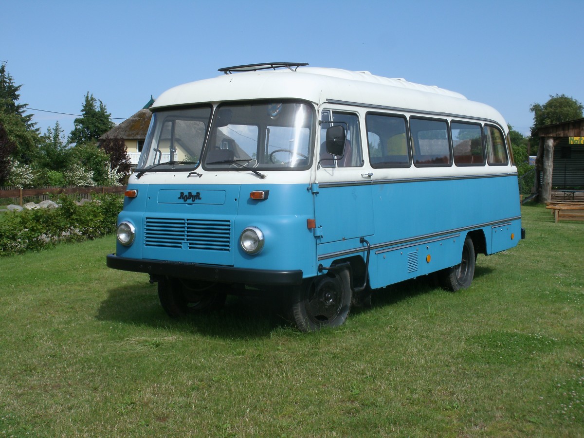 Robur Bus,am 27.Juni 2013,in Mursewiek.