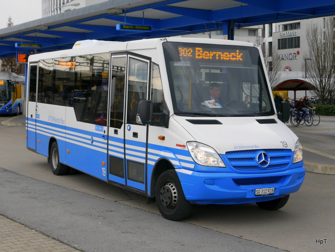 RTB - Mercedes Kleinbus  Nr.19  SG 312928 in Heerbrugg am 27.03.2015