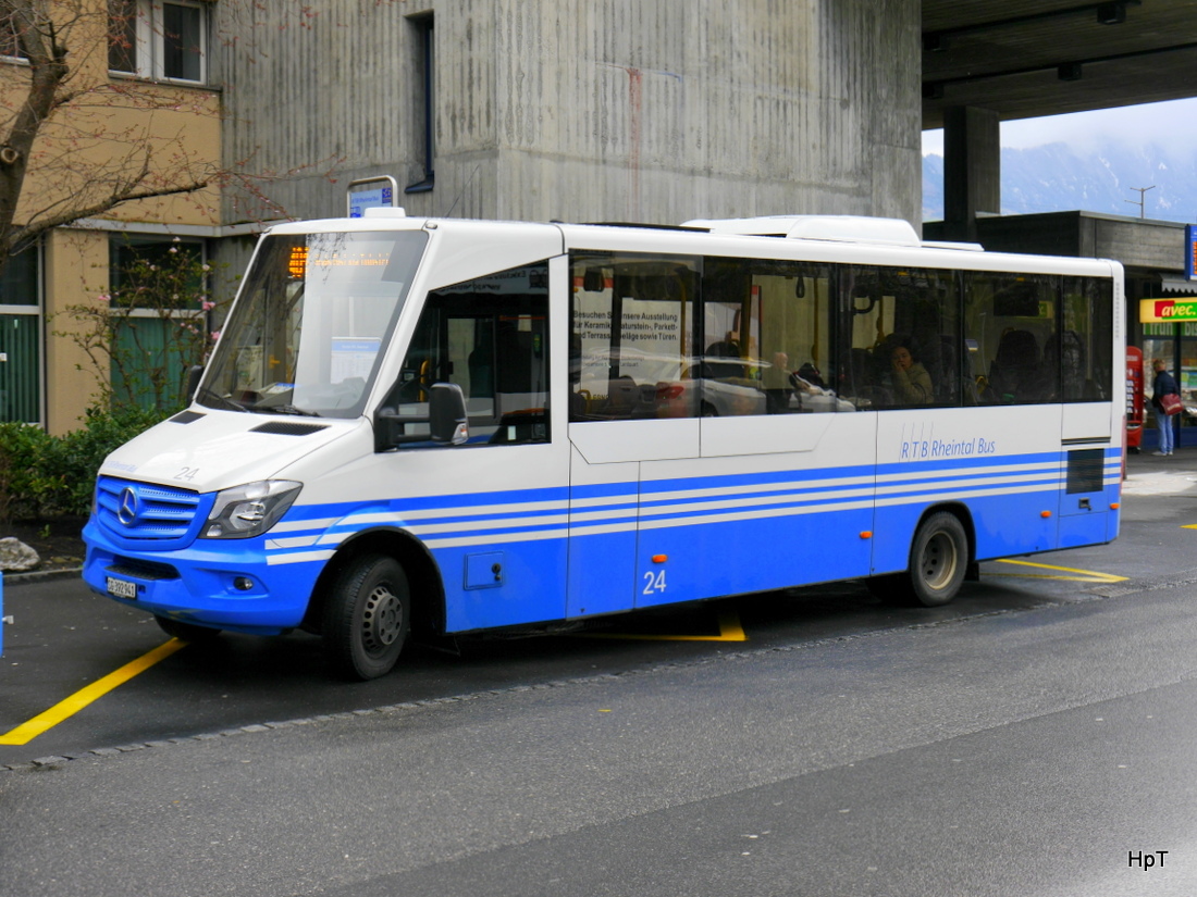 RTB - Mercedes Kleinbus Nr.24  SG 392941 in Buchs/SG am 27.03.2015