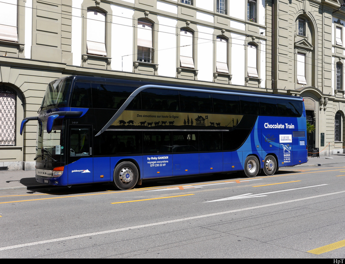 SBB Bahnersatz - Bern nach Freiburg mit dem Setra S 431 DT VD  43101 der MOB unterwegs in Bern am 08.08.2020