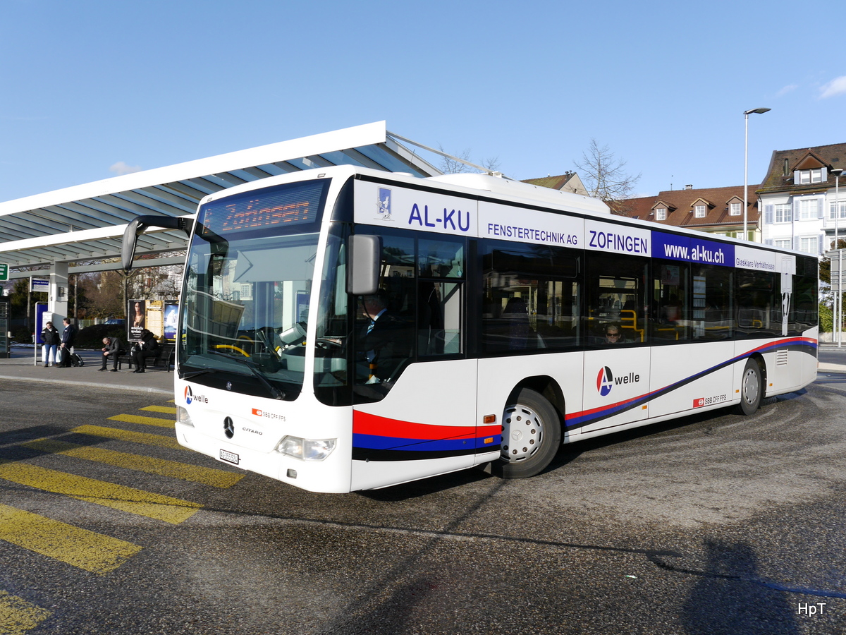 SBB - Mercedes Citaro AG 355524 bei der Bushaltestelle beim Bahnhof in Zofingen am 23.01.2016