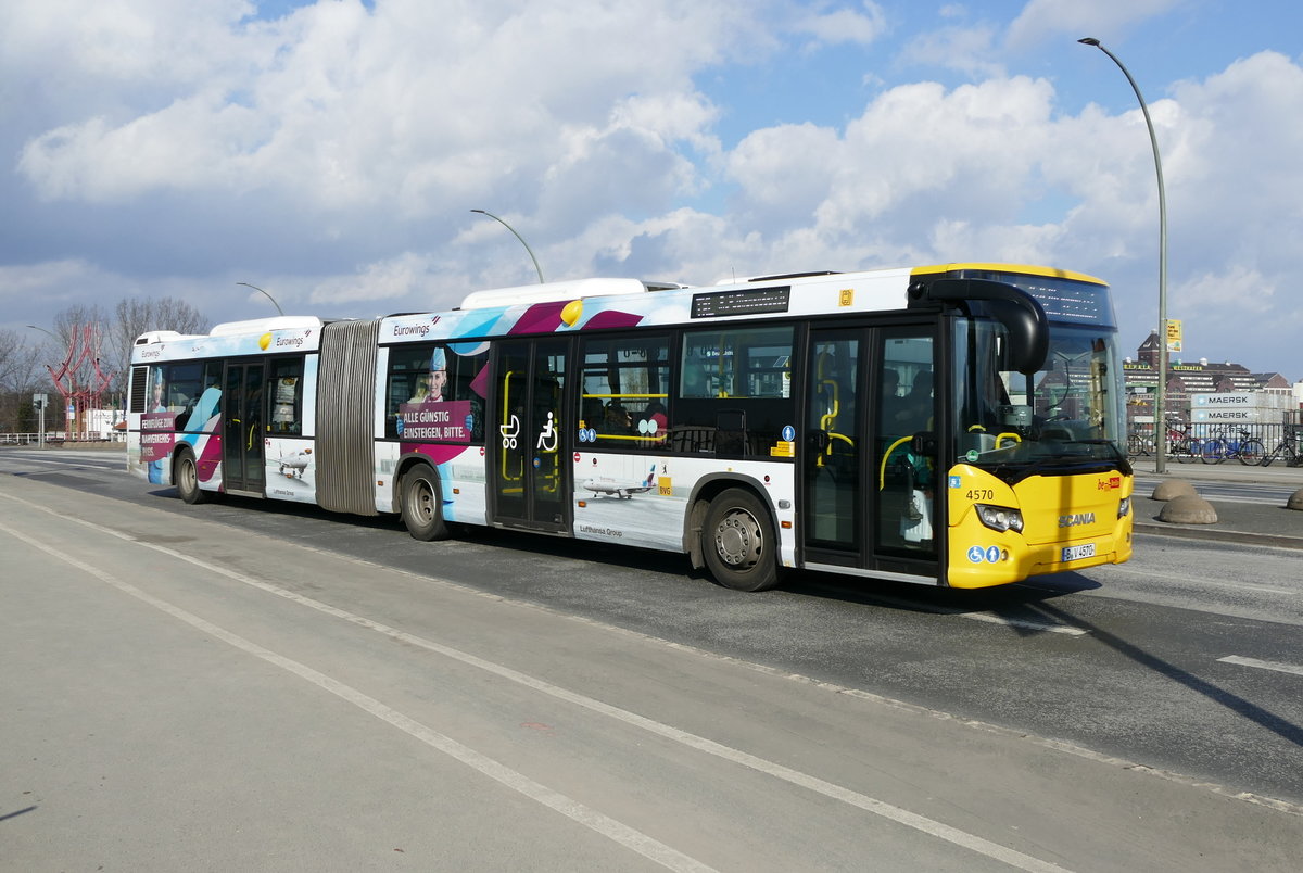 Scania Citywide / '4570' der BVG, hier auf der Beusselbrücke in Berlin im März 2018.