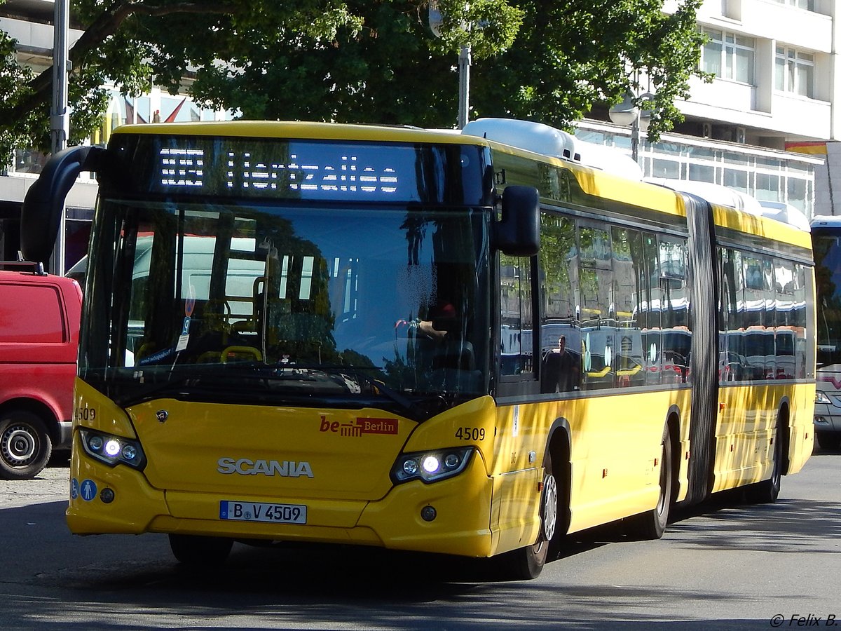 Scania Citywide der BVG in Berlin am 08.06.2016