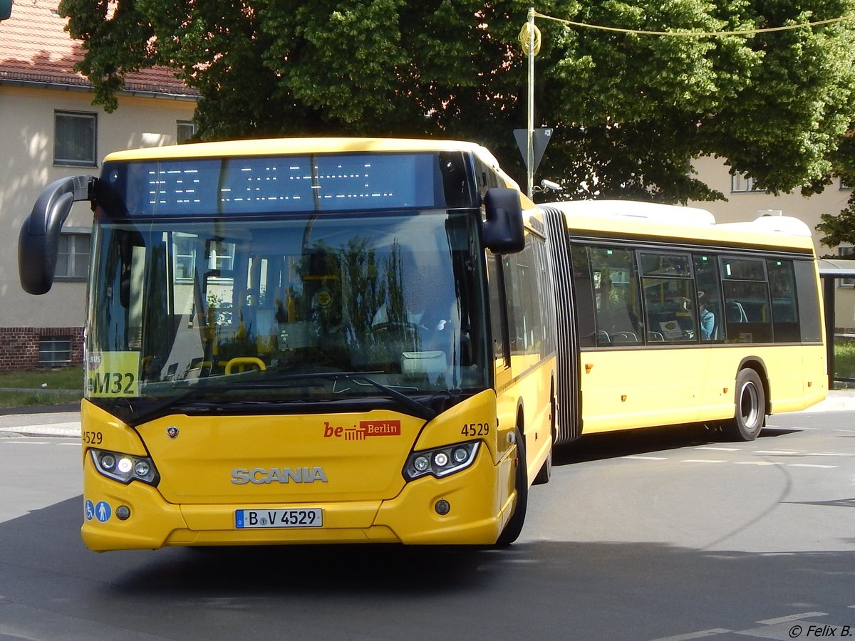 Scania Citywide der BVG in Berlin am 10.06.2016