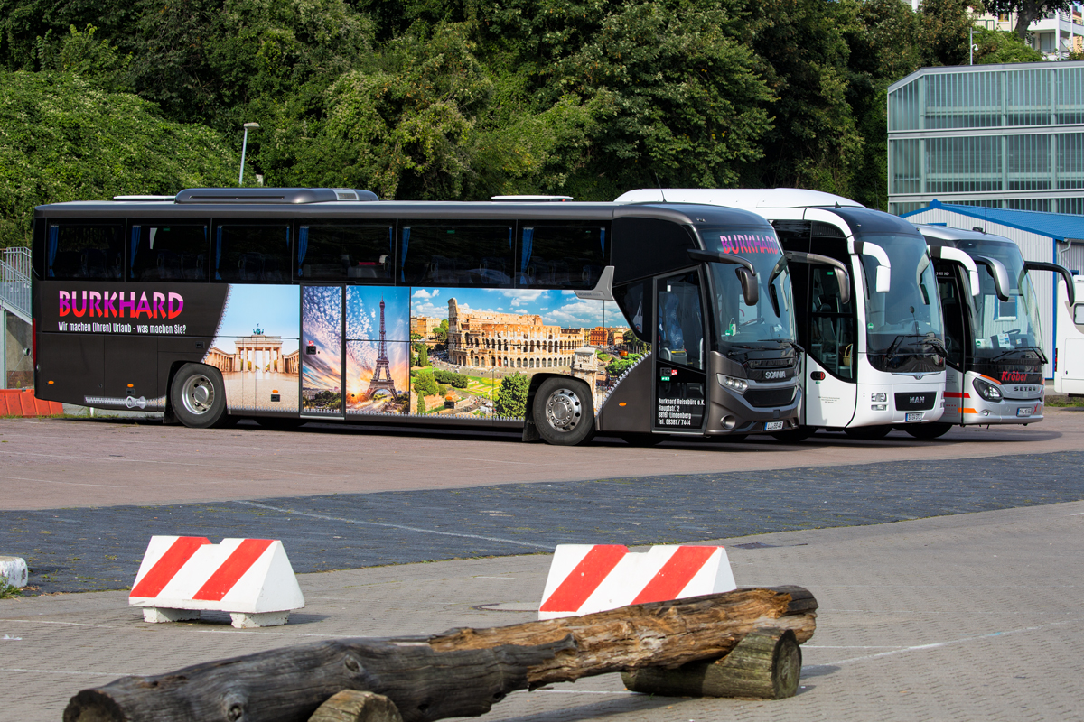 Scania Interlink parkend im Sassnitzer Hafen. - 18.09.2017