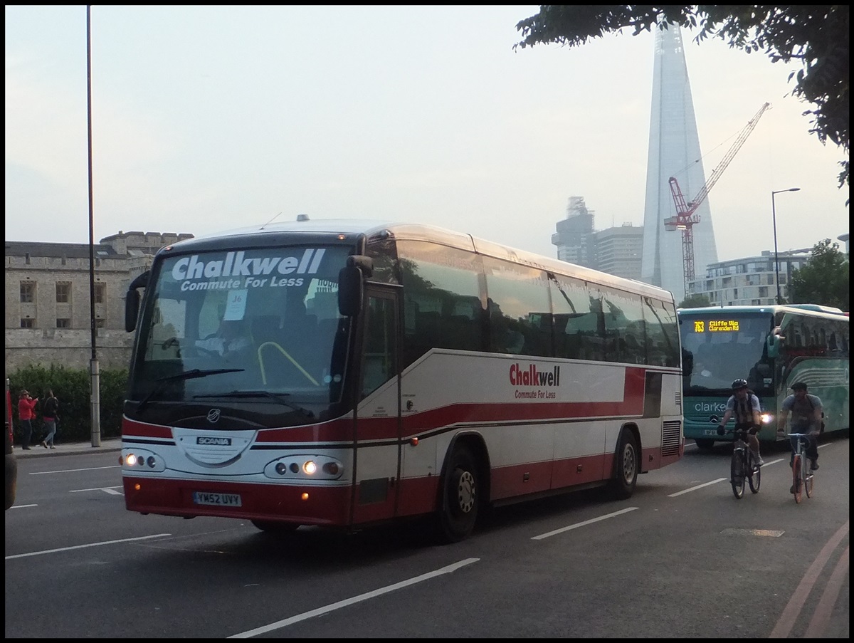 Scania Irizar von Chalkwell aus England in London am 24.09.2013