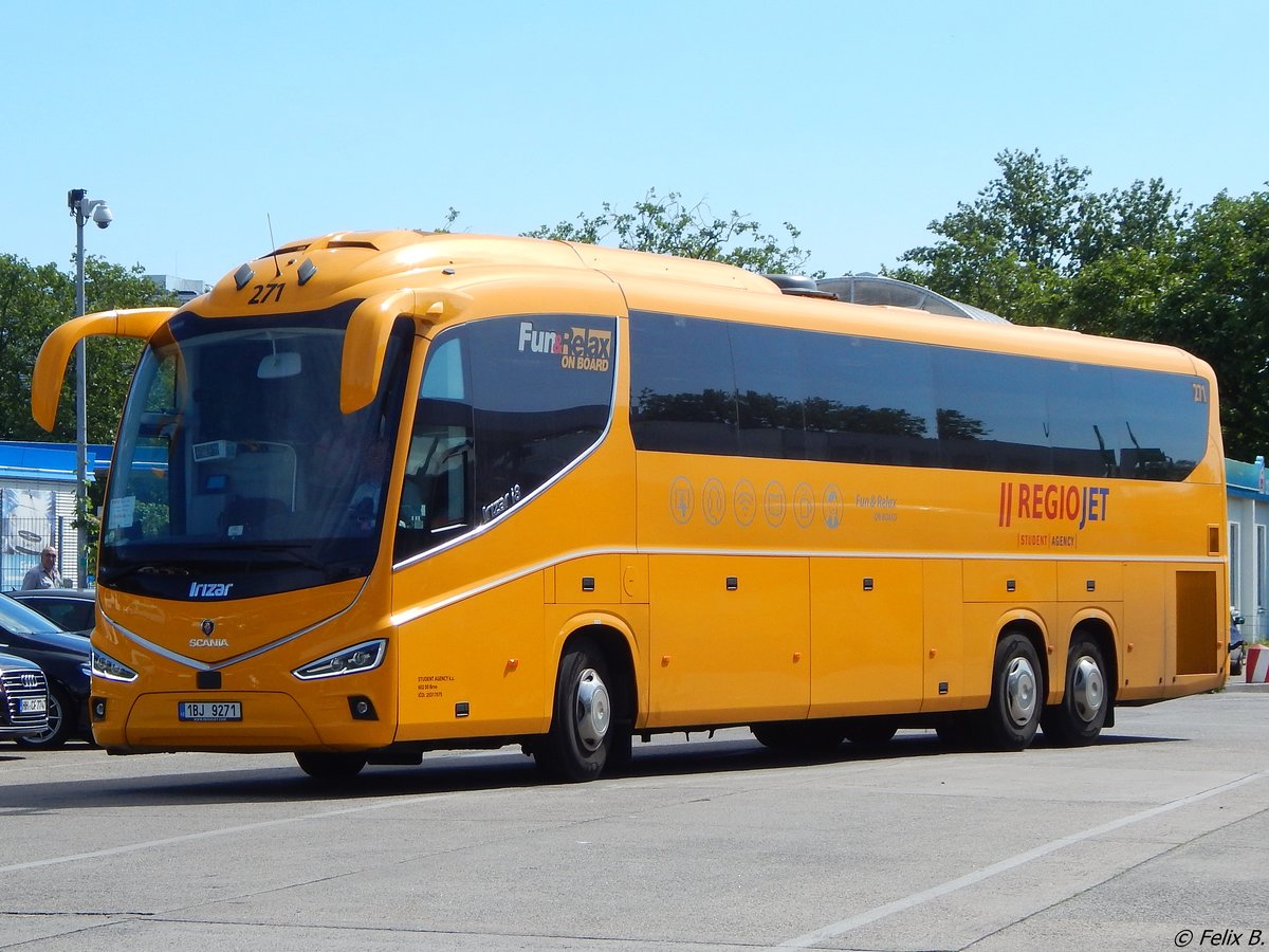 Scania Irizar von Student Agency aus Tschechien in Berlin am 11.06.2016