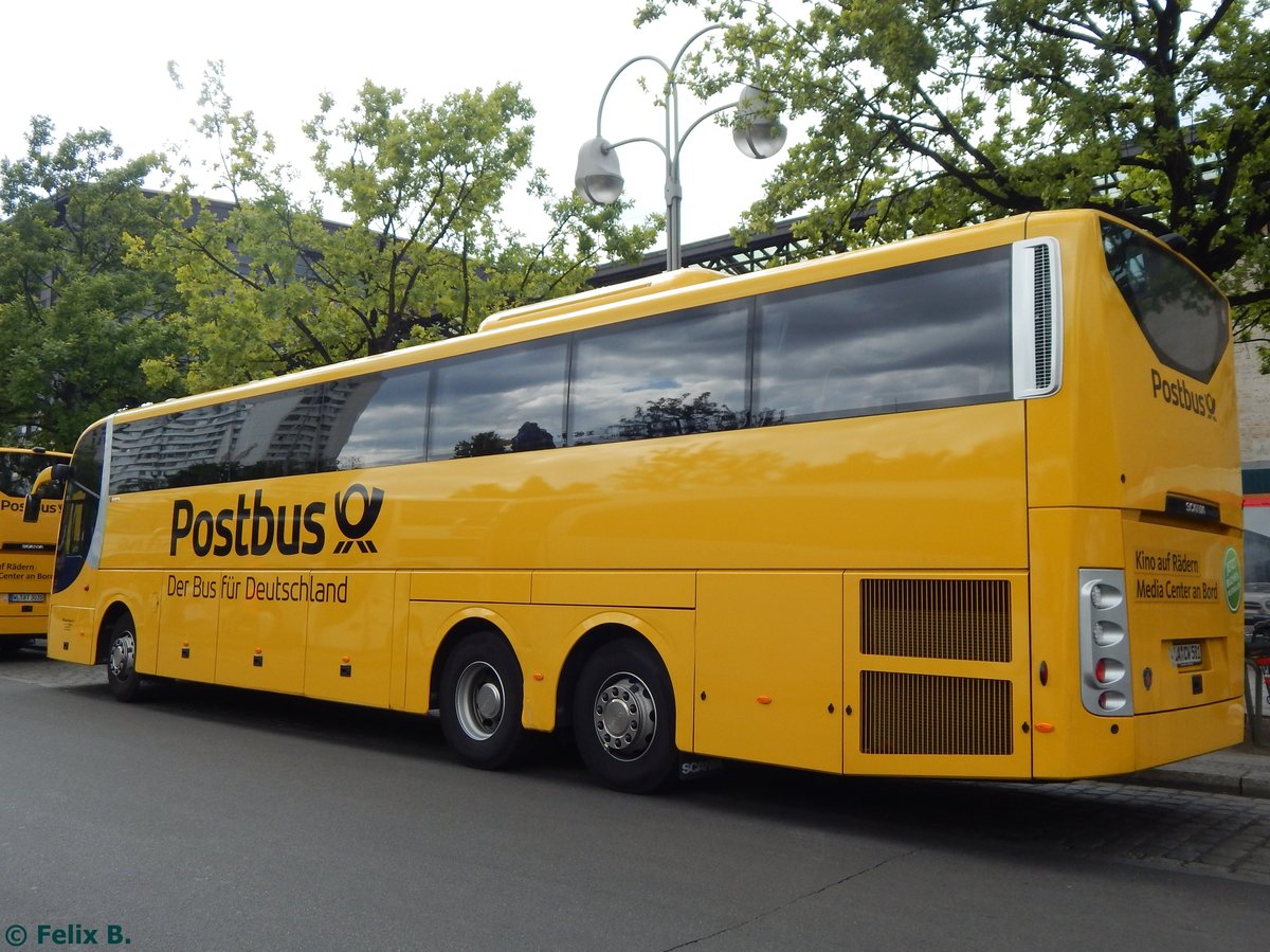 Scania OmniExpress von Postbus/Weingartner aus Deutschland in Berlin am 24.08.2015