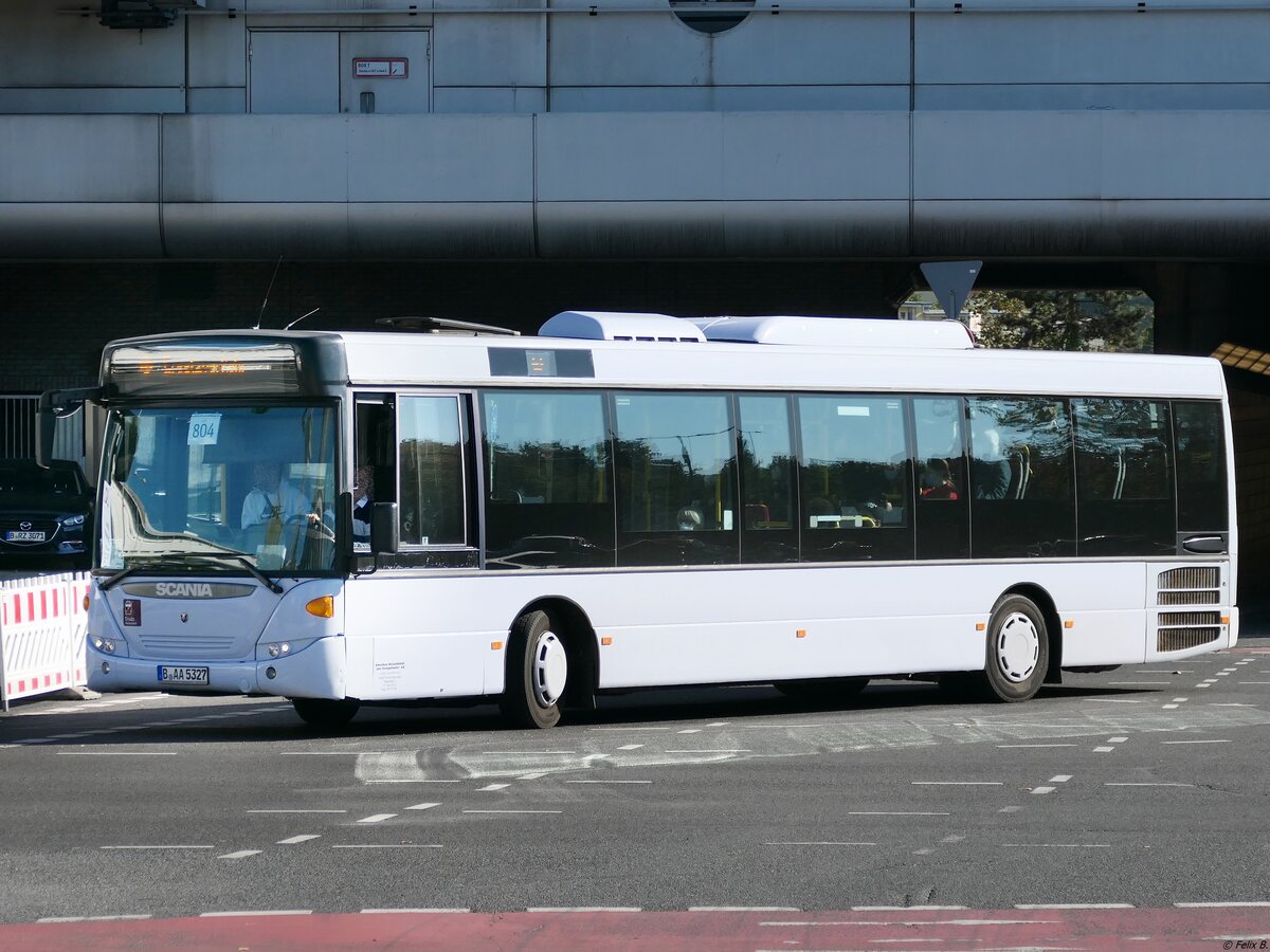 Scania OmniLink von Der Tempelhofer aus Deutschland in Berlin am 10.10.2021