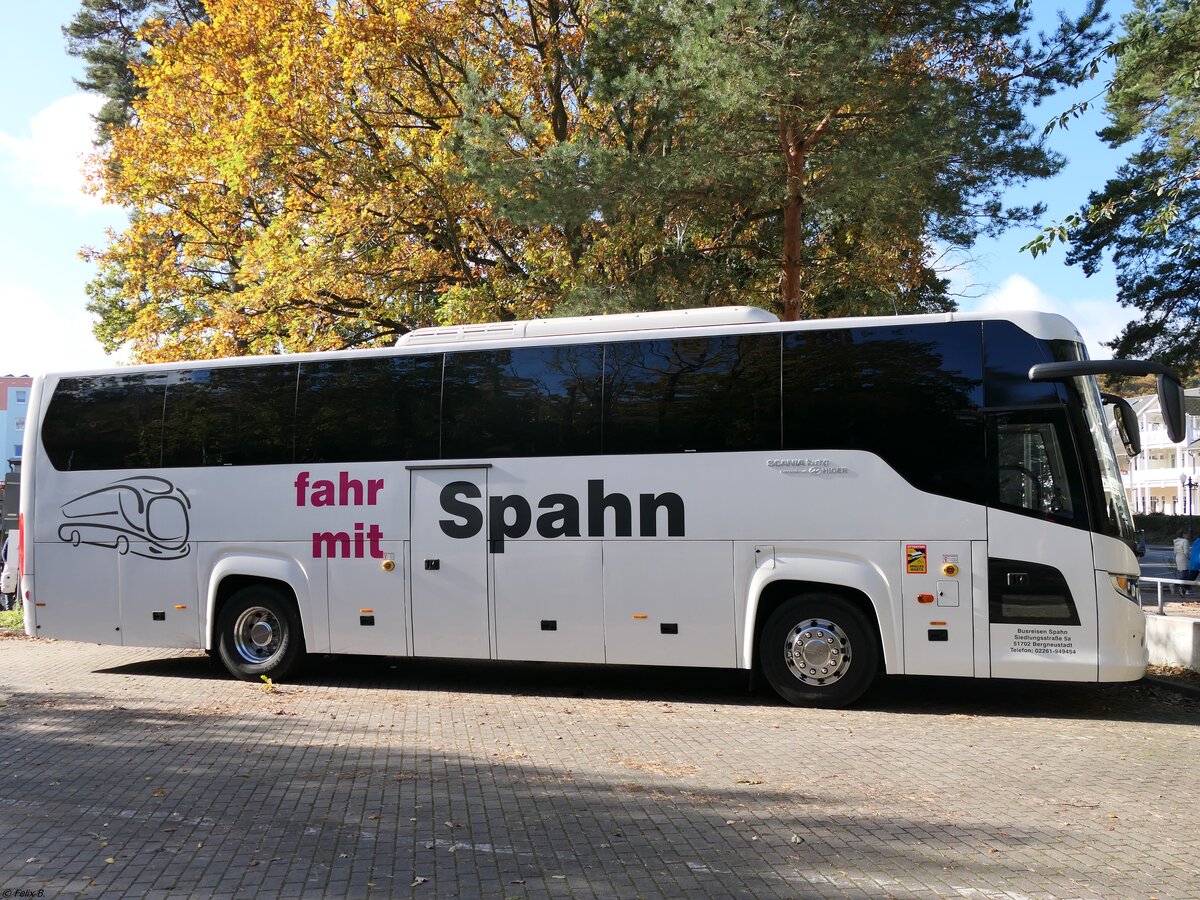 Scania Touring von Busreisen Spahn aus Deutschland in Binz am 23.10.2021