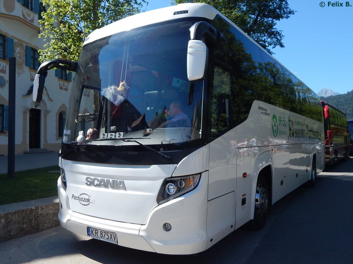 Scania Touring von Pastuszak aus Polen in Hohenschwangau am 11.08.2015