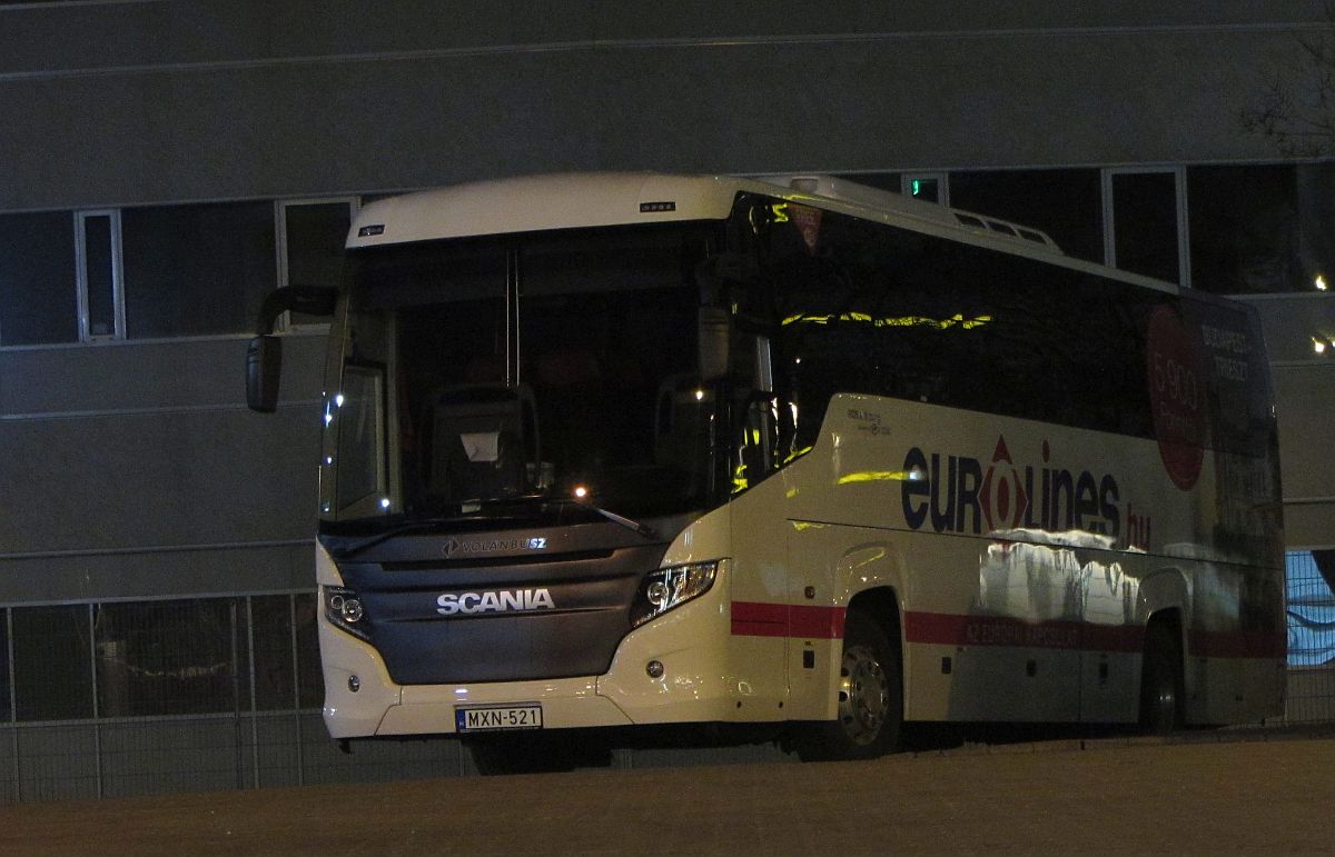 Scania Touring Reisebus von Eurolines, aufgenommen auf dem Bahnhof:  Budapest Népliget  am 04.03.2015.