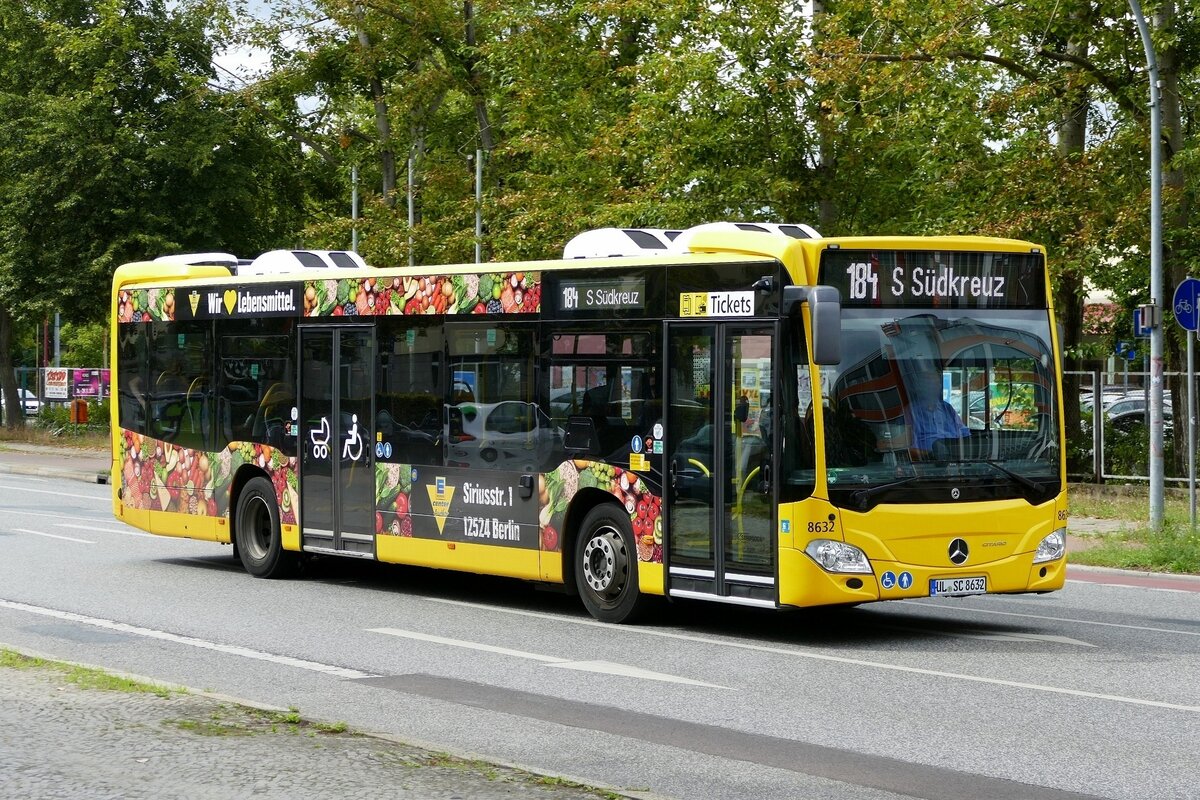 Schröder Reisen_ Mercedes-Benz Citaro C2, Wagen 8632 der BVG Linie 184. Teltow-Stadt im August 2023.