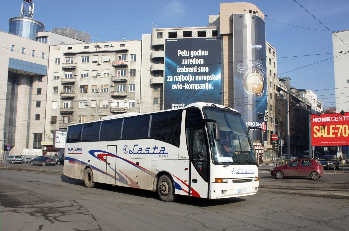Serbien / Belgrad / Beograd: VDL Berkhof Axial von  Lasta Belgrad , aufgenommen im Januar 2016 am Hauptbahnhof von Belgrad.