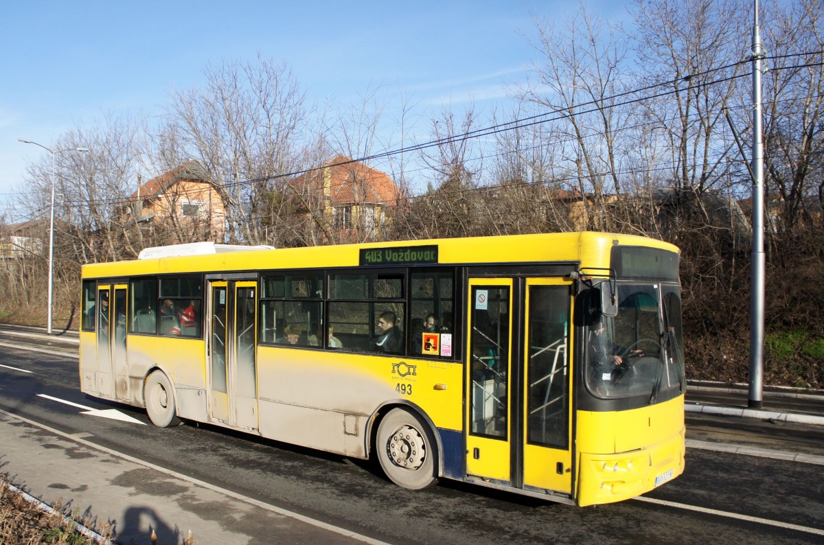 Serbien / Stadtbus Belgrad / City Bus Beograd: Ikarbus IK-103 - Wagen 493 der GSP Belgrad, aufgenommen im Januar 2016 in der Nähe der Haltestelle  Voždovac  in Belgrad.