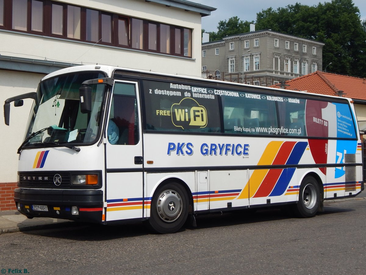 Setra 211 HD von PKS Gryfice aus Polen in Stettin am 26.07.2016